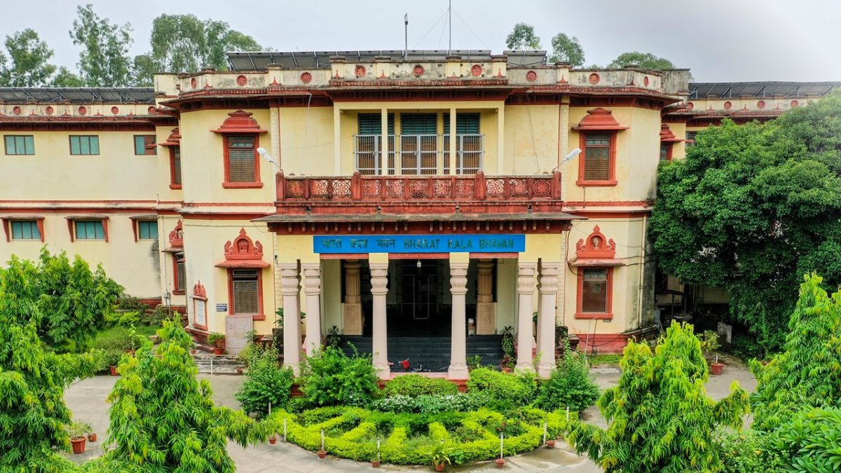 Bharat Kala Bhavan Museum