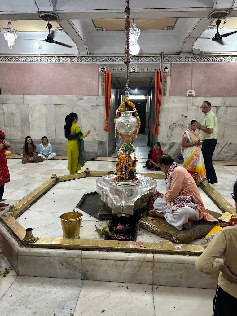 BHU Vishwanath Temple (Birla Temple) - Image 6